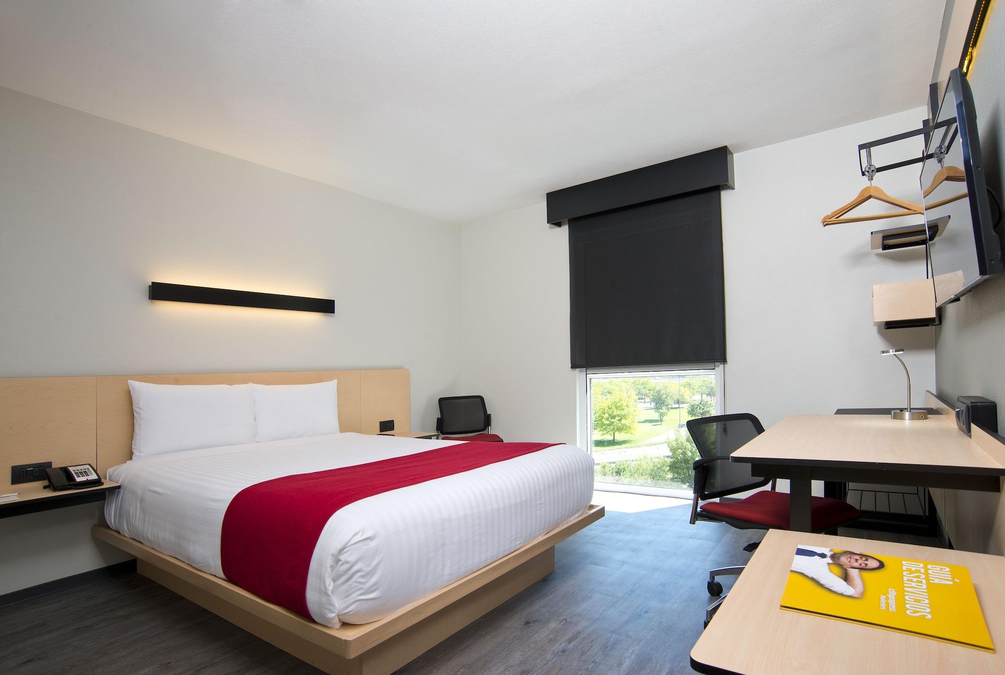 City Express By Marriott Santiago Aeropuerto Exterior photo